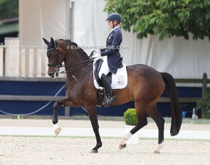 Katherine Bateson-Chandler and Haute Couture at the 2024 CDI Hagen :: Photo © Astrid Appels