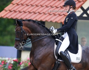 Lisa Breimann and Aida Luna at the 2018 CDIO-YR Hagen :: Photo © Astrid Appels