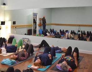 Transform Your Contact, Connection & Feel from the Comfort of Your Home with online Feldenkrais Awareness Through Movement® classes