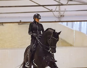 Yara Reichert and Skyline to B at her yard in south Germany