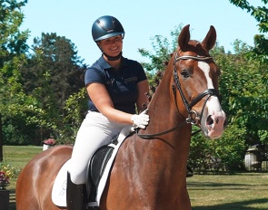 Dynaco (by Dynamic Dream x Negro x Furst Heinrich)