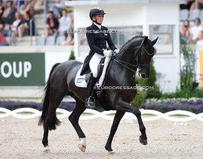 Ingrid Klimke as an example of a rider with an outstanding seat :: Photo © Astrid Appels