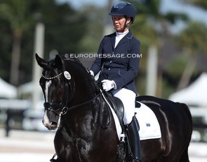 Sabine Schut-Kery and Gorgeous Latino at the 2022 CDN Wellington :: Photo © Astrid Appels