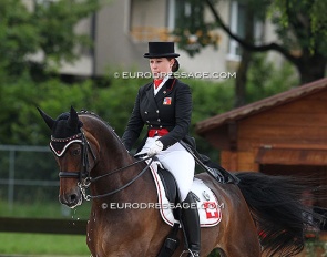 Anthea Hartmann and Rubinario at the 2012 European YR Championships :: Photo © Astrid Appels