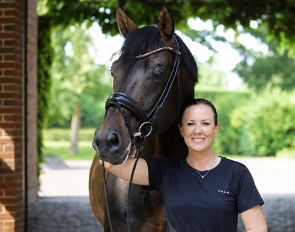 Lyndal Oatley with Incredible at her stable in Dulmen, Germany :: Photo © private
