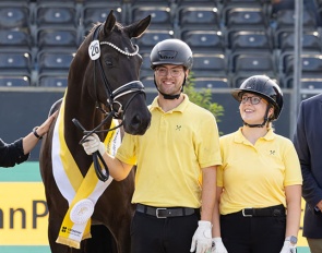  Champion Mare Dressage Hann.Pr.A. Beautiful Vibe  :: Photo © Hanoverian Society).