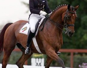 Pia Laus on Renoir at the 2000 Olympic Games :: Photo © Dirk Caremans