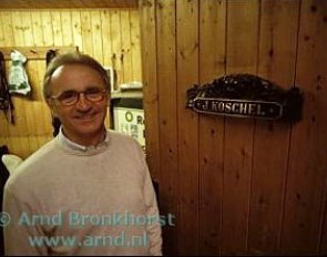 Jurgen Koschel at home :: Photo © Arnd Bronkhorst