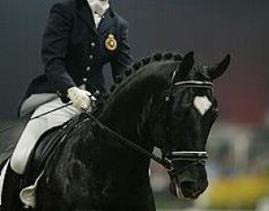Delphine Meiresonne and Don Renoir van de Helle at the 2002 Zwolle International Stallion Show :: Photo © Dirk Caremans