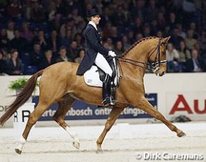 Heike Kemmer and Bonaparte at the 2003 CDI-W 's Hertogenbosch :: Photo © Dirk Caremans