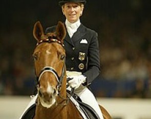 Heike Kemmer and Bonaparte :: Photo © Dirk Caremans