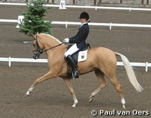 Lydia Camp and Dulcia at the 2003 European Pony Championships :: Photo © Paul van Oers