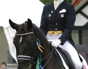 Elizabeth Austin on Dorina at the 2004 CDI Hagen :: Photo © Astrid Appels