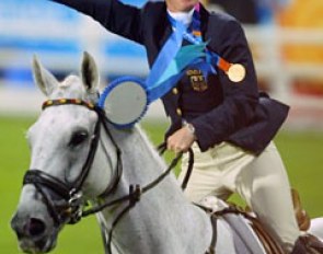 Bettina Hoy on Ringwood Cuckatoo at the 2004 Olympic Games :: Photo © Dirk Caremans