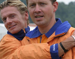 Team building amongst the Dutch: Group hug! Edward Gal and Sven Rothenberger