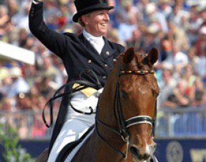 Heike Kemmer and Bonaparte :: Photo © Astrid Appels