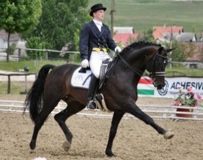 Nikolaus Erdmann on Danny Wilde at the 2005 CDI Soskut (Photo © Ernest Futar)