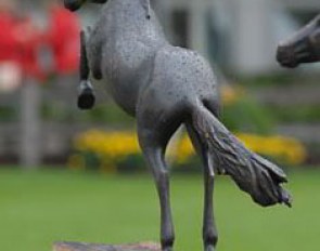 Bronze sculptures for sale at Aachen