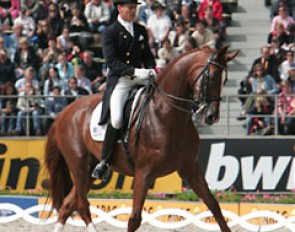 Steffen Peters and Floriano finish fourth in the Grand Prix Special at the 2006 World Equestrian Games