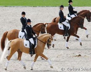 Anna von Negri and Deinhard B in the pony quadrille