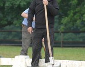 Footing expert Daniel Barton