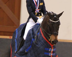 Tomoko Nakamura on Rafael at the 2008 CDI Miki