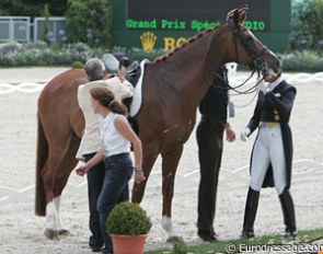 Ulla Salzgeber's Herzruf's Erbe gets injured at the 2009 CDIO Aachen while travelling the ring :: Photo © Astrid Appels