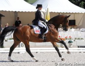 Kristina Sprehe and Royal Flash in the Piaff Forderpreis class