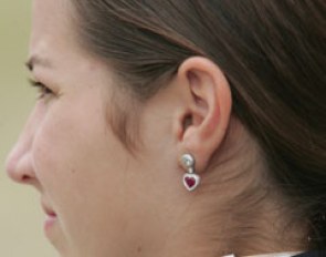 Alexandra Barbancon's heart shaped ear ring. Cute