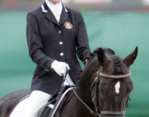 Caroline Steine Jensen on Lazio Kaerlund at the 2009 European Pony Championships :: Photo © Astrid Appels