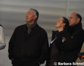 Klaus Balkenhol watching Nadine Capellmann's ride on Elvis with Isabell Werth and Jonny Hilberath