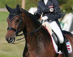 Austrian Nicole Osterwald and Colani Sing at the 2010 European Young Riders Championships :: Photo © Astrid Appels