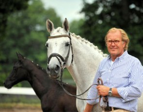 Breeder Norbert Timm with Trakehner mare Desiree (by Caprimond x Herzkonig) with a foal by Herakles on the ground :: Photo © Thomas Lehmann