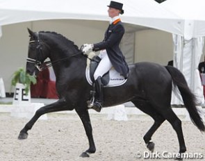 KWPN stallion Voice (by De Niro x Rohdiamant) under his previous rider Imke Schellekens :: Photo © Dirk Caremans