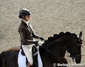 Victoria Max-Theurer schooling her small tour horse Moliere