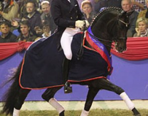 Johannes Augustin on the VTV-Dressage Stallion 2010, Licotus (by Likoto xx) :: Photo © Astrid Appels