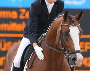 Claudia Rüscher and Lissaro van de Helle at the 2010 World Young Horse Championships :: Photo © Astrid Appels