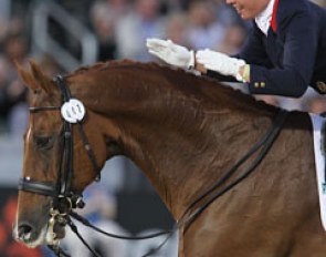 Fiona Bigwood gives Wie Atlantico a big pat at the end of the ride. Her Spanish music was a bit too busy for this elegant horse. Maybe something more refined for the 2011 European Championships?