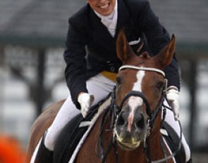 Former young rider Mafalda Galiza Mendes made a smooth transition to GP level; Aboard D'Artagnan she was the strongest Portuguese rider and scored 67.489% to finish 33rd.