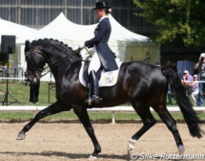 Jasmine Sanche-Burger on Unee at the 2011 CDN Ludwigsburg :: Photo © Silke Rottermann