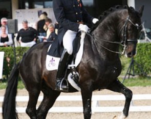 Carl Hester and Uthopia at the 2011 CDIO Saumur :: Photo © Silke Rottermann