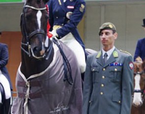 Victoria Max-Theurer and Moliere in the prize giving ceremony at 2011 CDI Stadl Paura :: Photo © Georg Krammer