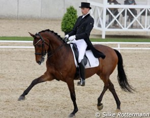 Andreas Helgstrand on the former PSI auction horse Laetare