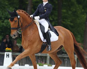 Julia Chevanne on Luciano (by Le Beau x Wandergesell) :: Photo © Astrid Appels