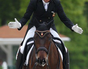 Juan Antonio Jimenez gives Sunny Boy a big pat