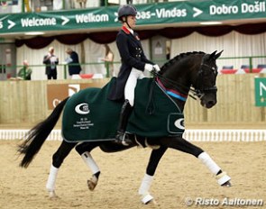 Charlotte Dujardin and Uthopia at the 2013 CDI Hartpury :: Photo © Risto Aaltonen