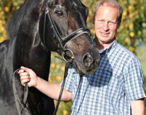 Ingo Pape with the senior Davignon (by Donnerhall x Pik Bube I)