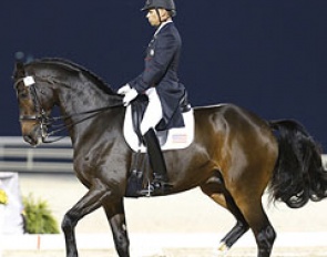 Steffen Peters and Akiko Yamazaki's Legolas win the 2013 U.S. Dressage Championships in Lexington, KY :: Photo © Sue Stickle