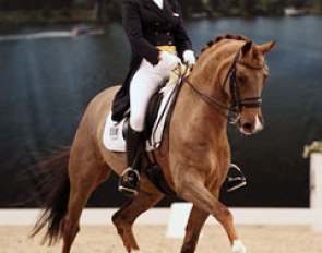 Julie de Ridder and Comtessa had some tough luck when her music stopped playing at the beginning of her freestyle. It took the crew quite a while to fix it, but Julia completed her test and finished fourth