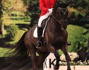 Fieke Houwen on Be Special (by Special D)